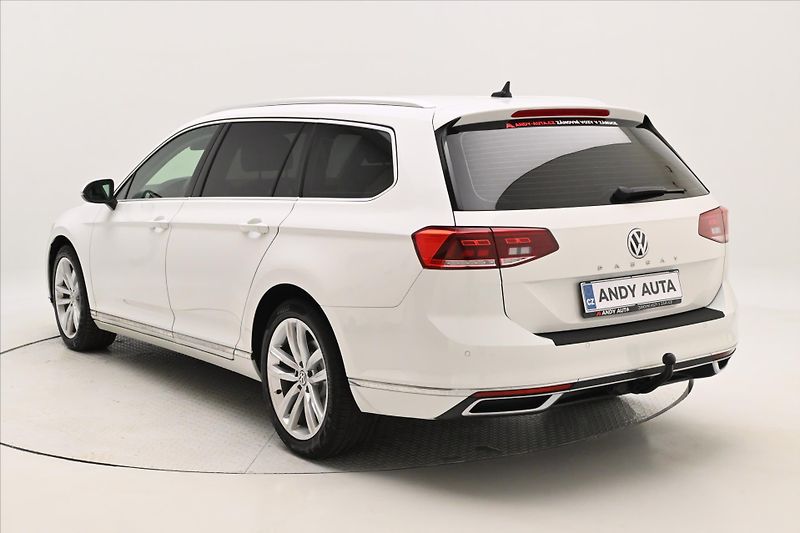 Volkswagen Passat 2,0 TDI 110 kW DSG Elegance Zá - fotka 7 z 33