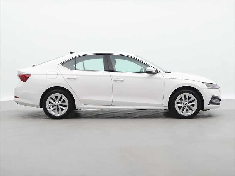 Škoda Octavia 2,0 TDI 85kW Style CZ DPH - fotka 8 z 28