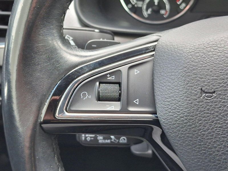 Škoda Scala (2020) Style DSG 1,5TSi 110kW - fotka 14 z 32