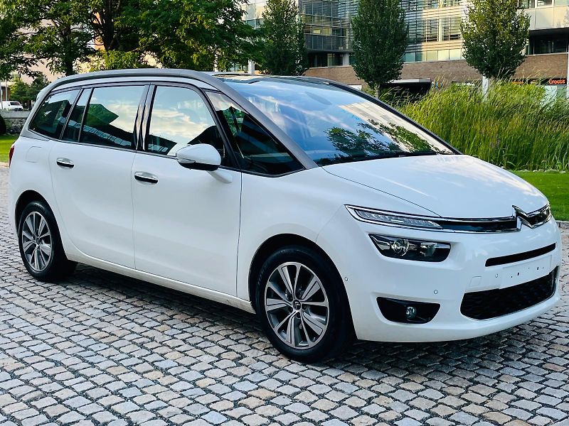 Citroën Grand C4 Picasso 2.0HDi MANUÁL KAMERA TAŽNÉ - fotka 8 z 48