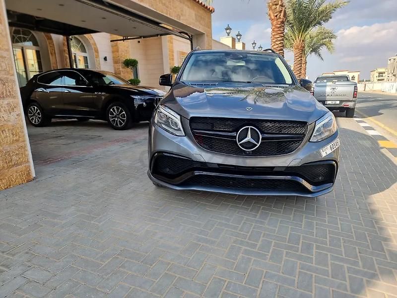 Mercedes-Benz GLE (2019) Luxusní SUV s AMG paketem - fotka 2 z 10
