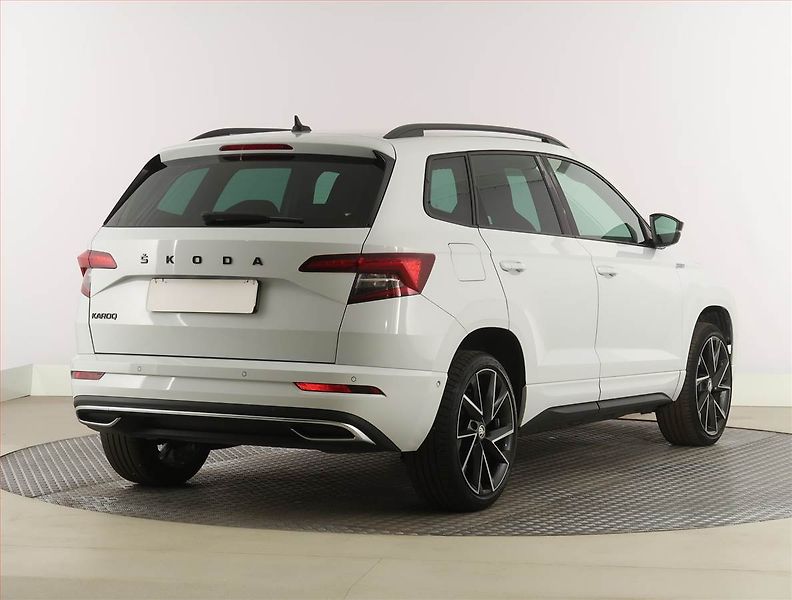 Škoda Karoq (2022) Sportline 2.0 TDI, digi klima - fotka 5 z 26