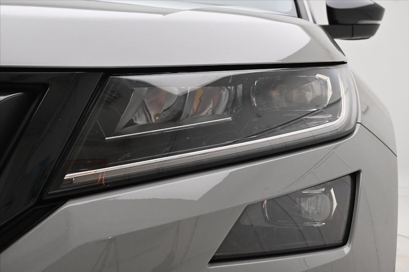 Škoda Kodiaq 1,5 TSI 110 kW SPORT LINE Záru - fotka 30 z 32