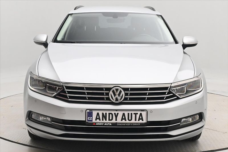 Volkswagen Passat 2,0 TDI 110 kW Navigace Záruka - fotka 2 z 31