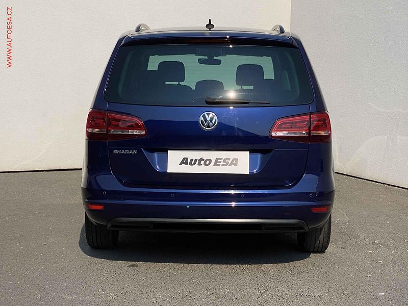 Volkswagen Sharan (2018) 2.0 TDi 7míst, Comfortline - fotka 5 z 17