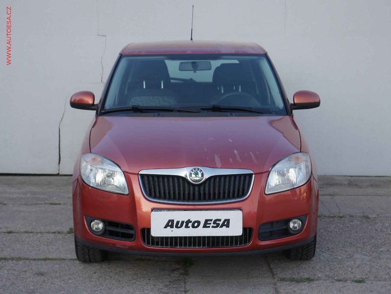 Škoda Fabia (2009) 1.2 HTP, Klima - fotka 2 z 14