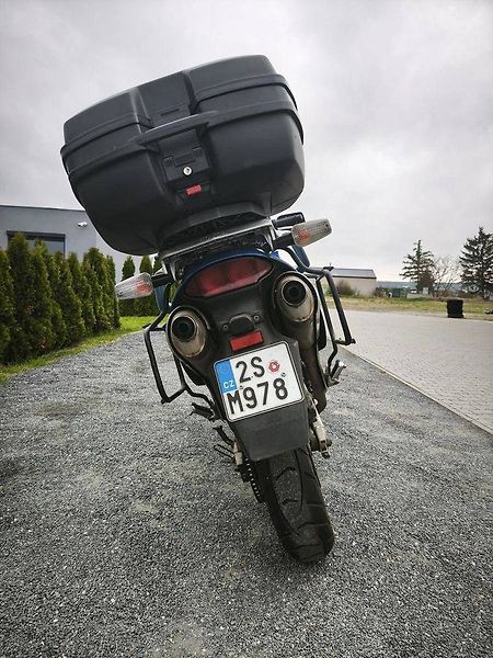 Honda XL 1000 V Varadero (2002) - fotka 6 z 15