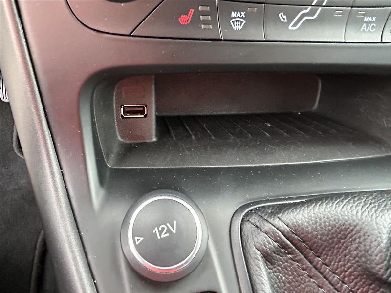 Ford Focus 1,5 TDCi 88kW,Xenon,Navi,Výhře - fotka 26 z 38