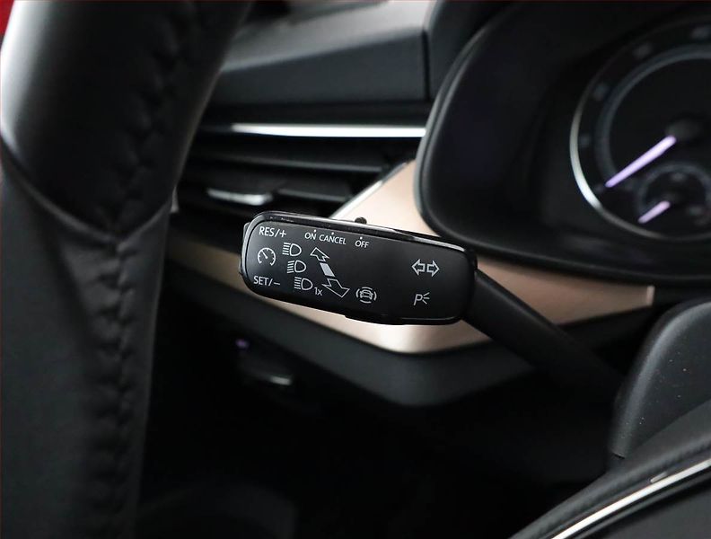 Škoda Kamiq (2021) Style 1.0 TSI, Automat - fotka 17 z 19