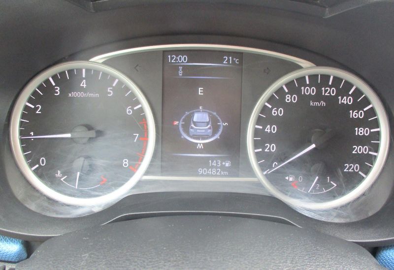 Nissan Micra 1.0i 52kW*NAVI*VÝHŘEV*KLIMA - fotka 17 z 49