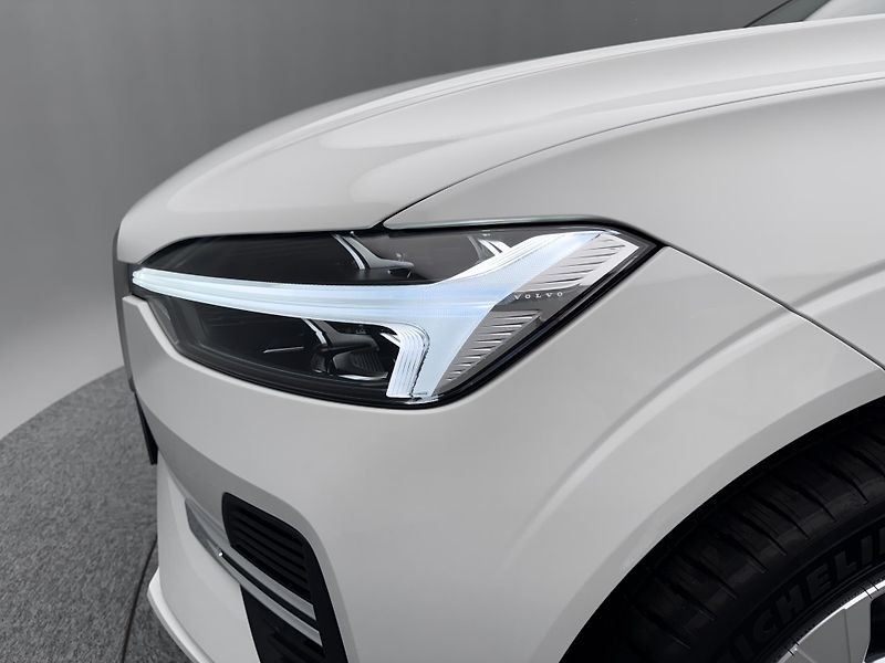 Volvo XC60 (2026)  B5 AWD AUT ESSENTIAL - fotka 16 z 20