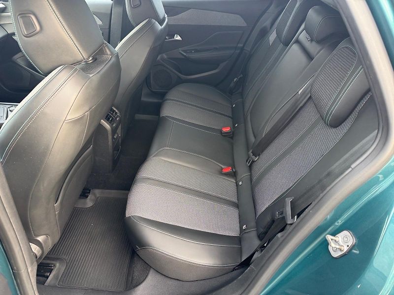 Peugeot 308 (2022) ALLURE PACK 1.5BHDi 96kW CZ - fotka 8 z 11