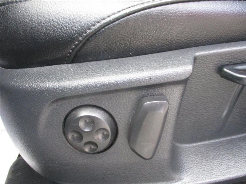 Volkswagen Passat 2,0 TDI,Highline,DSG,4x4,CZ, - fotka 21 z 47