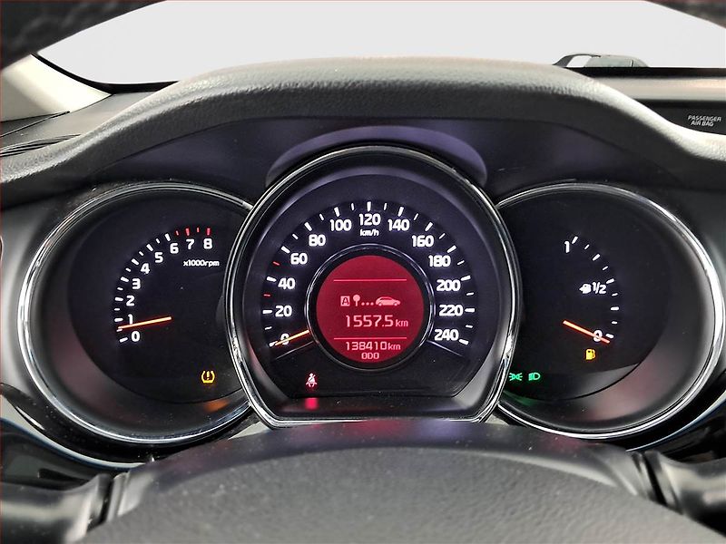 Kia Ceed (2015) 1.6 i, LPG, Tempomat - fotka 11 z 22