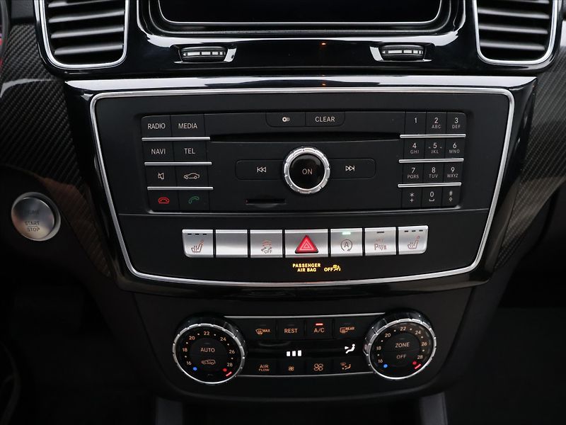 Mercedes-Benz GLE 3,0 350d 190kW 4Matic CZ DPH - fotka 24 z 36