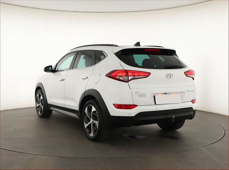 Hyundai Tucson (2017) Select 1.7 CRDi, Automat - fotka 4 z 20
