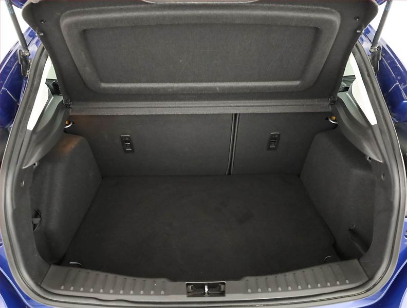 Ford Focus (2017) 1.0 EcoBoost, Serv.kniha - fotka 18 z 19