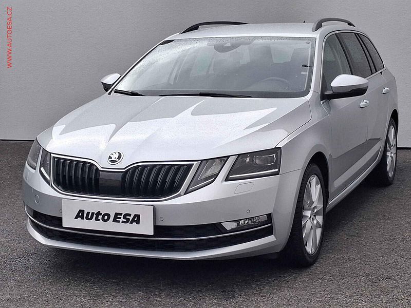 Škoda Octavia (2017) 2.0 TDi, 2.maj, DSG, LED - fotka 3 z 19
