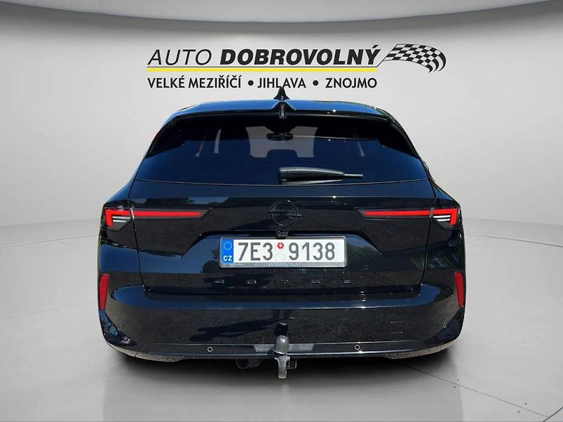 Opel Astra Sports Tourer GS BlueHDi 96kW - fotka 6 z 39