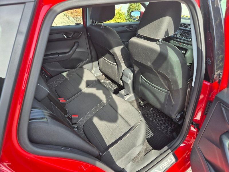 Škoda Fabia (2017) kombi Style 1.0 TSI 81 kW 7°DS - fotka 17 z 28