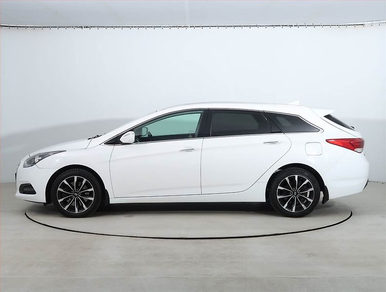 Hyundai i40 (2017) 1.7 CRDi, Serv.kniha, Navi - fotka 3 z 22