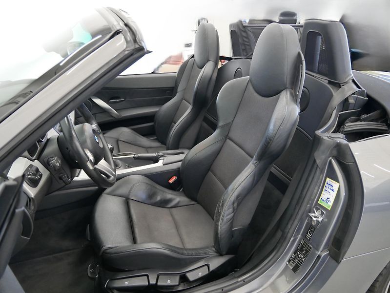 BMW Z4 - fotka 11 z 21