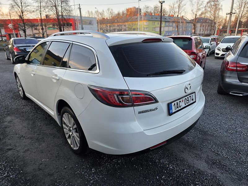 Mazda 6 2.0 D Xenon Bose - fotka 3 z 19