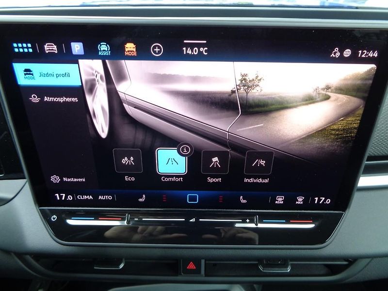 Volkswagen T-Roc 1.5 eTSI 7DSG STYLE  110 KW - fotka 17 z 30