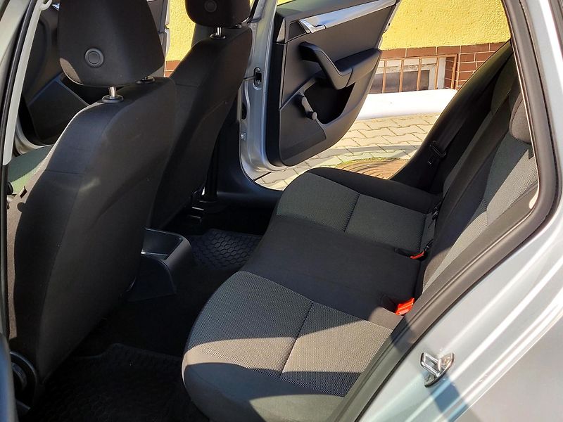 Škoda Octavia 1,2 TSi PO ROZVODECH, 1.maj - fotka 15 z 36