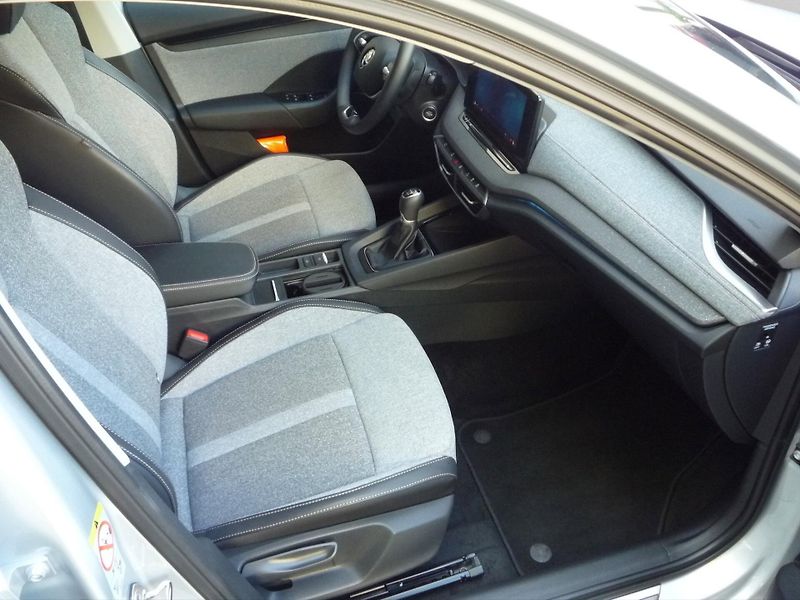 Škoda Octavia (2024) Combi 1,5TSi 110kW Top Selecti - fotka 10 z 20