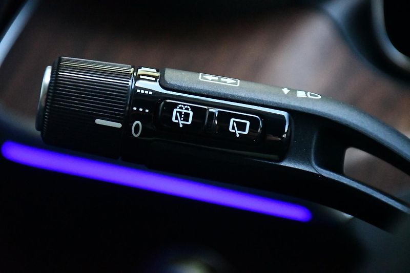 Mercedes-Benz Třídy C 43 AMG 4M N.TOP PANO HUD ČR - fotka 31 z 54