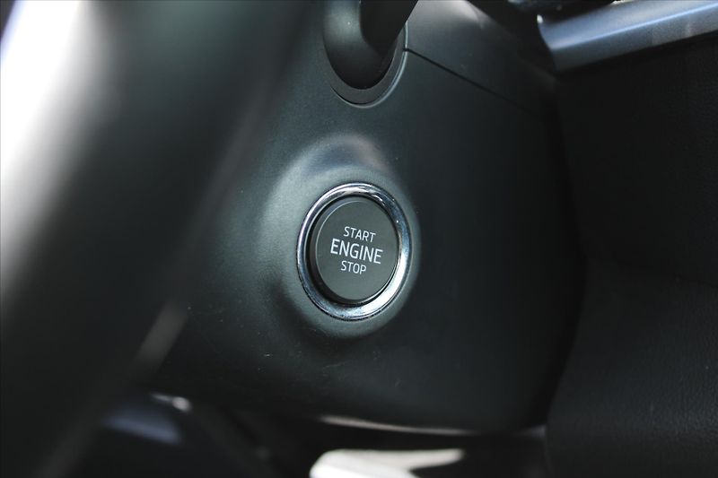 Škoda Karoq 2.0TDI 110kW 1MAJ. ČR - fotka 17 z 27