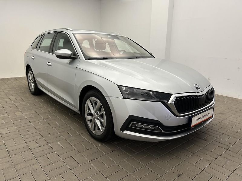 Škoda Octavia 2.0 TDI Style - fotka 27 z 27