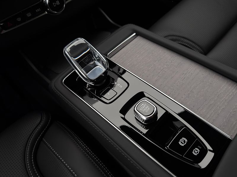 Volvo XC90 (2026) T8 AWD Plug-in BRIGHT PLUS 7m - fotka 19 z 27
