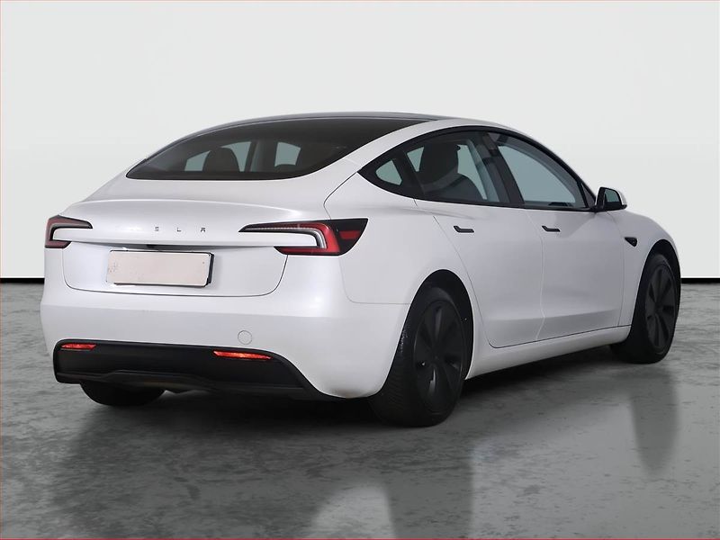 Tesla Model 3 (2024) Standard Range LFP, SoH 96% - fotka 5 z 27