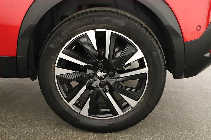 Peugeot 2008 (2021) GT 1.2 PureTech, Automat - fotka 15 z 15