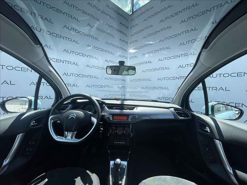 Citroën C3 1,4 i,VTi,Exklusive,70kW,serv. - fotka 16 z 21