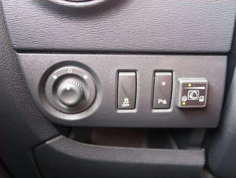 Dacia Lodgy (2019) Stepway 1.6 SCe, LPG, 7 míst - fotka 18 z 19