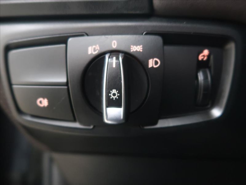 BMW i3 0,7 REX 60AH 125KW - fotka 17 z 32