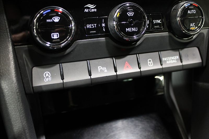 Škoda Kodiaq 2,0 TDI DSG 4x4 Style - fotka 26 z 35
