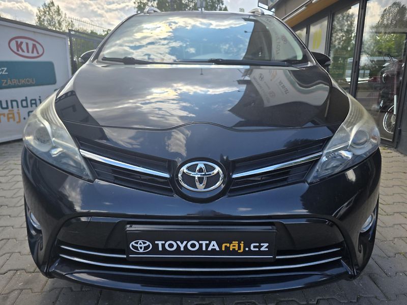 Toyota Verso 2.0-1.MAJ.-NÍZKÉ KM-7 MÍST - fotografie inzerátu
