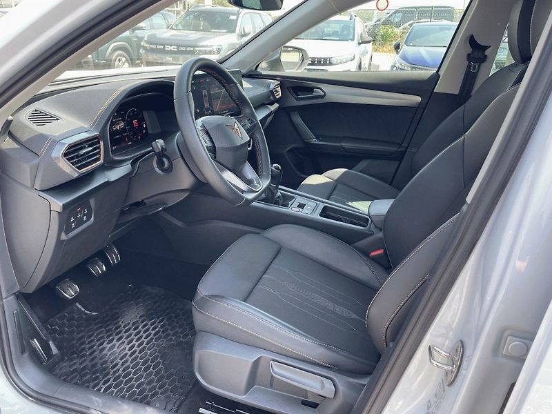 Cupra Formentor (2023) 1.5 TSI,110kW,1.Maj,ČR - fotka 12 z 38