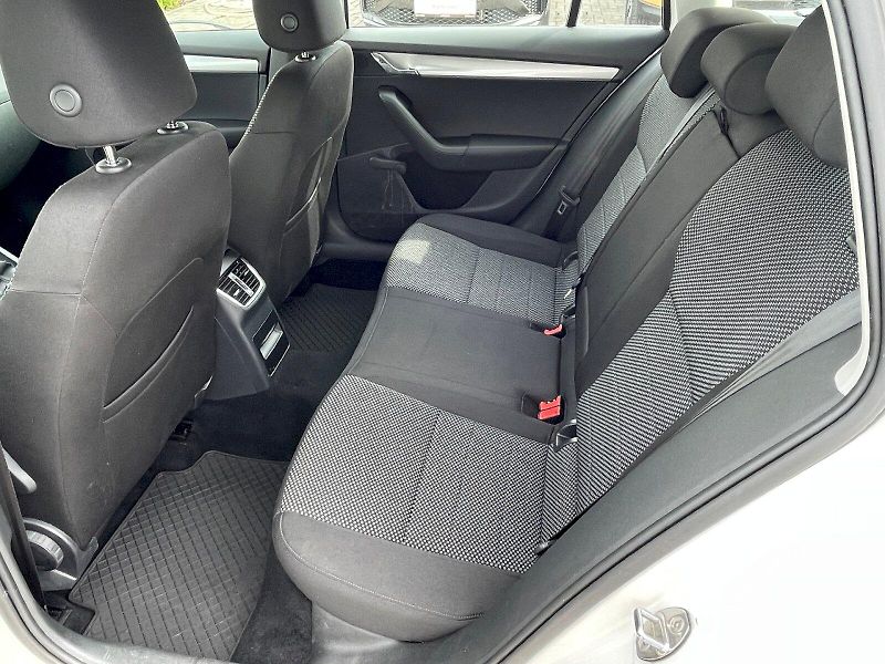 Škoda Octavia (2016) Combi 1,6 TDI / 81 kW Ambition - fotka 8 z 30