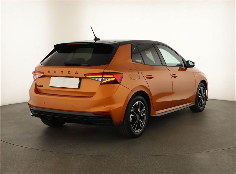 Škoda Fabia (2025) 1.0 TSI, MONTE CARLO, AUTOMAT - fotka 5 z 14