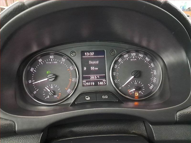 Škoda Fabia (2012) Sport 1.2 TSI, Serv.kniha - fotka 11 z 19