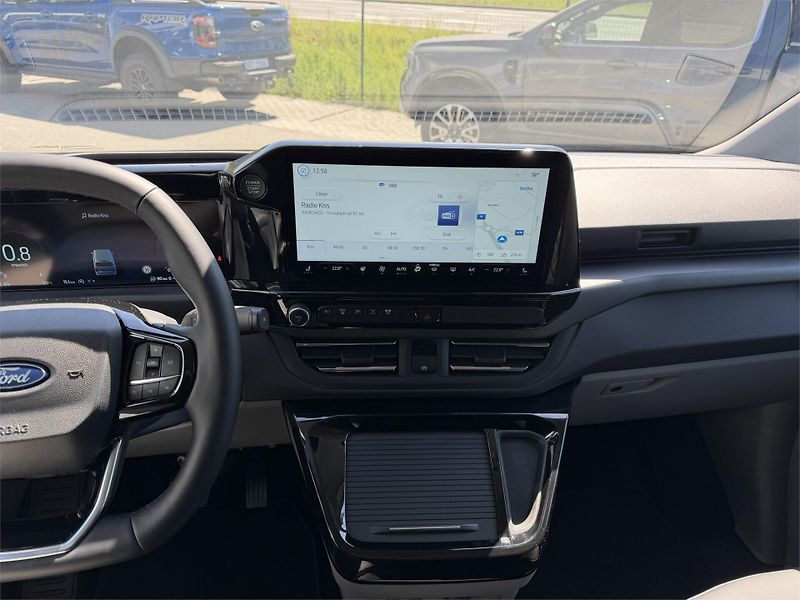 Ford Tourneo Custom (2025) Titanium X L2, Tourneo, 2.0 Ec - fotka 21 z 22
