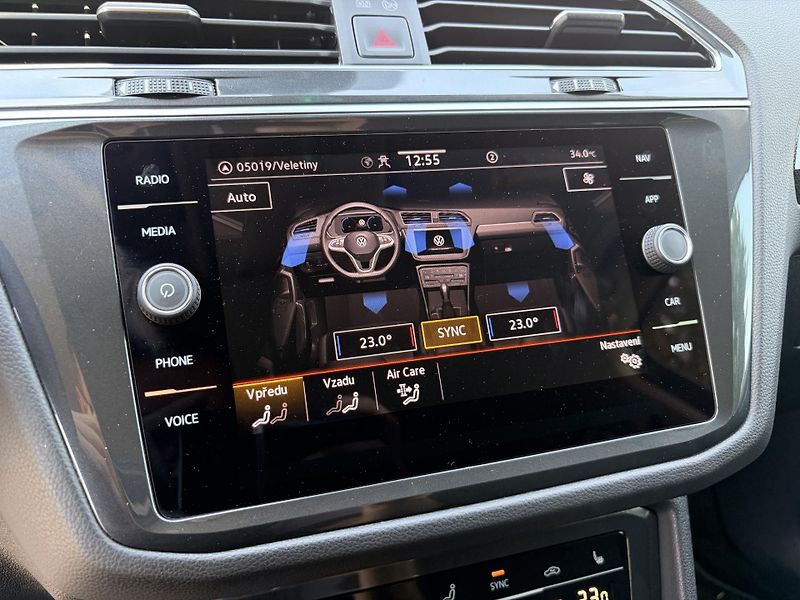 Volkswagen Tiguan 2.0TDI ELEGANCE DSG MATRIX VIR - fotka 48 z 63