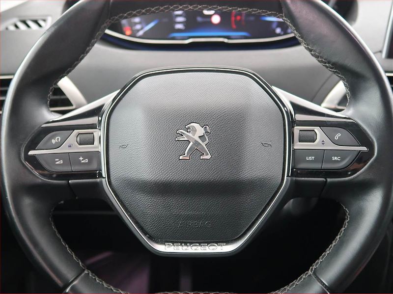 Peugeot 5008 (2019) Allure PureTech 130, 7 míst - fotka 22 z 22