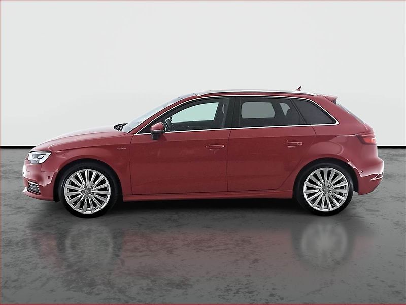 Audi A3 (2017) e-tron, Automat, Kůže, Navi - fotka 3 z 20