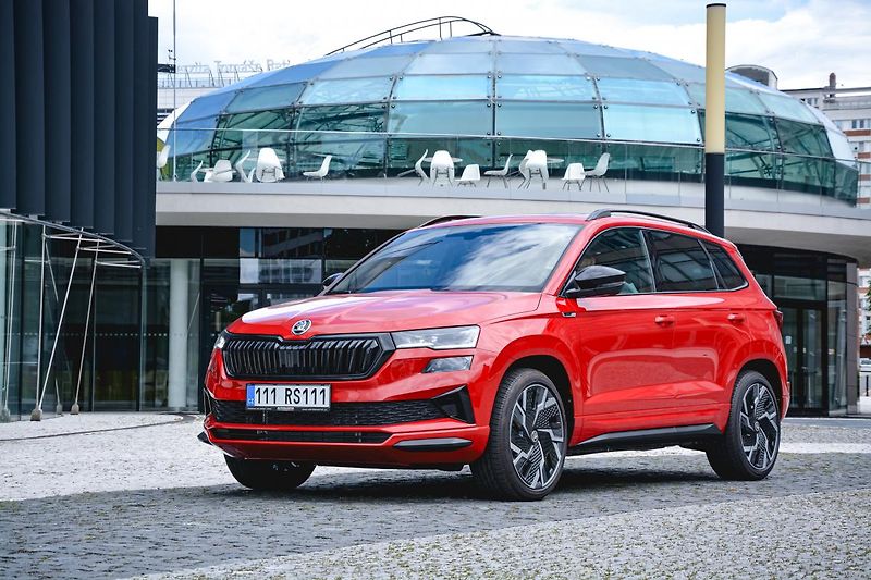 Škoda Karoq (2023) Sportline Exclusive 2,0 TSI 14 - fotka 20 z 37
